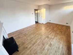 Lounge- click for photo gallery